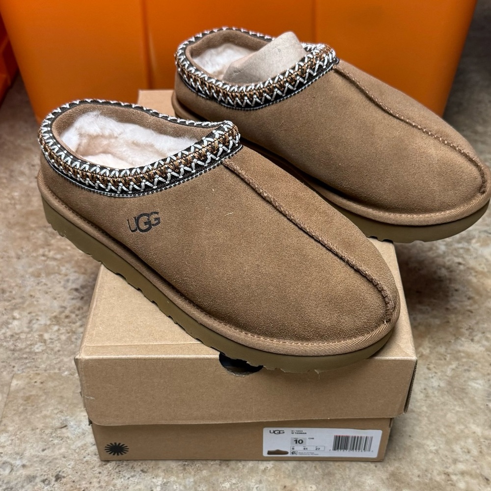UGG Women’s Tasman Slipper Size 10